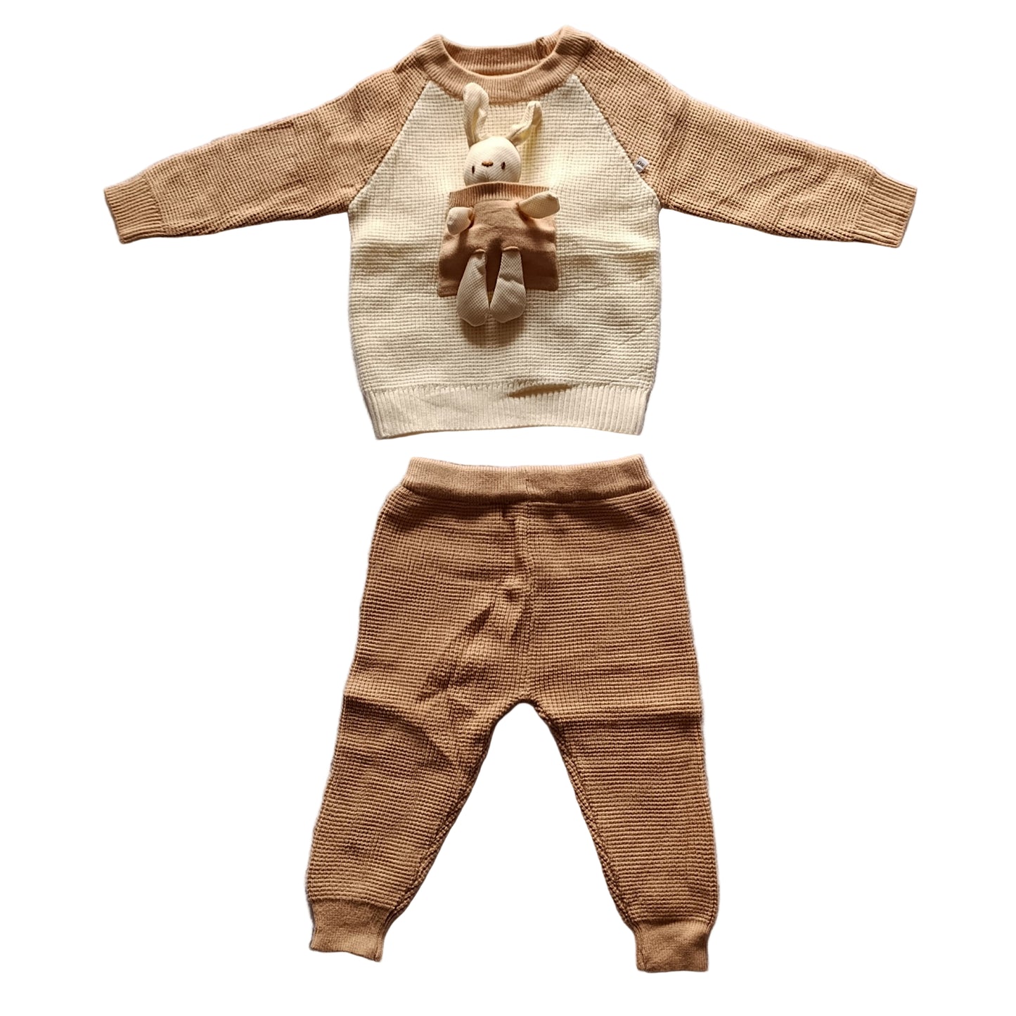 SUIT KNITTED