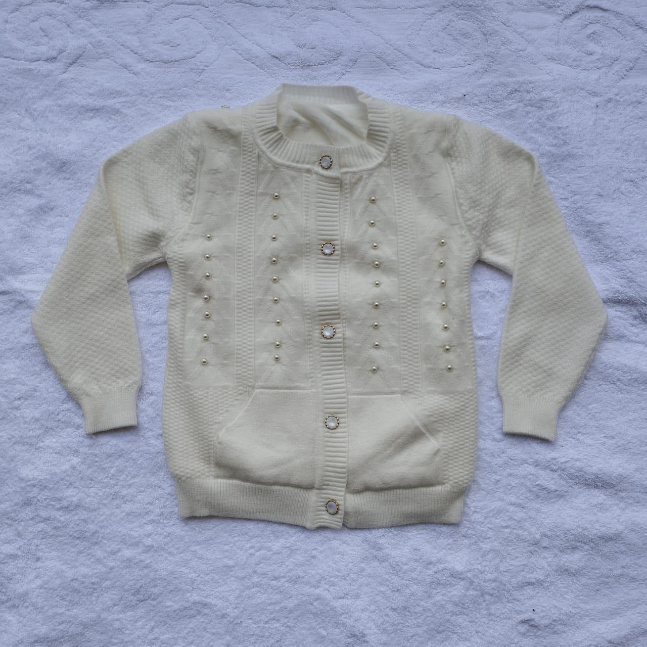 SWEATER ROUND BUTTON (610)