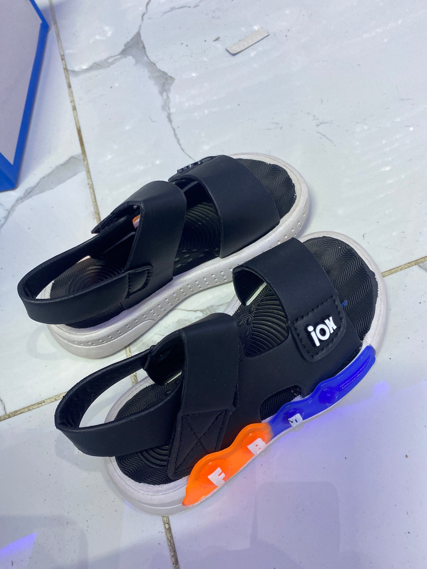 SHOE TX204A