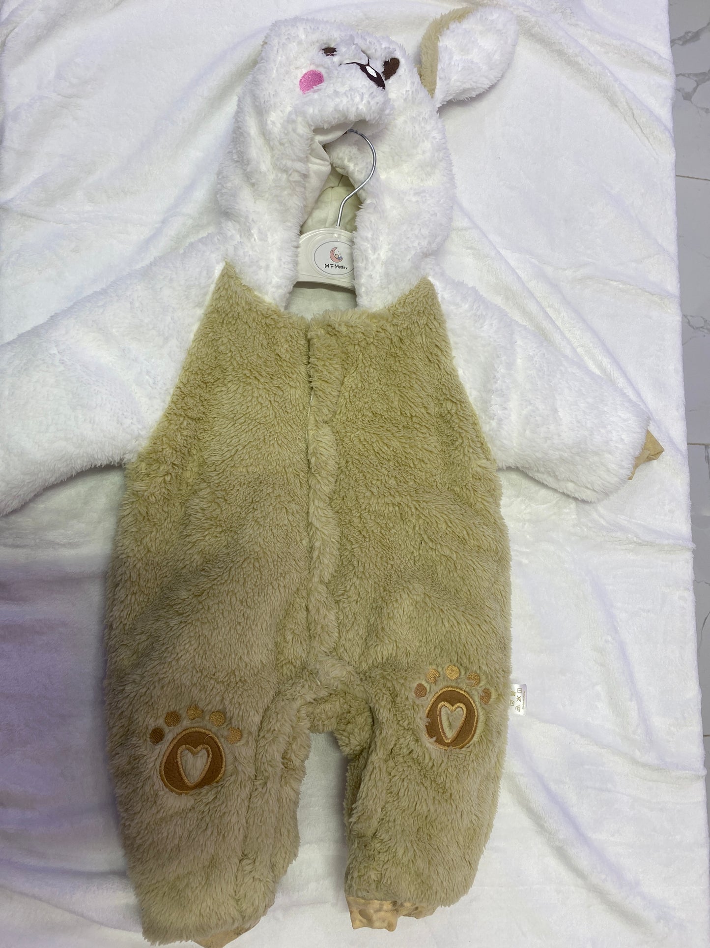 HEAVY ROMPER RABBIT