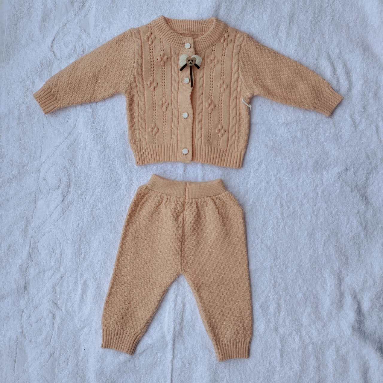 SUIT KNITTED